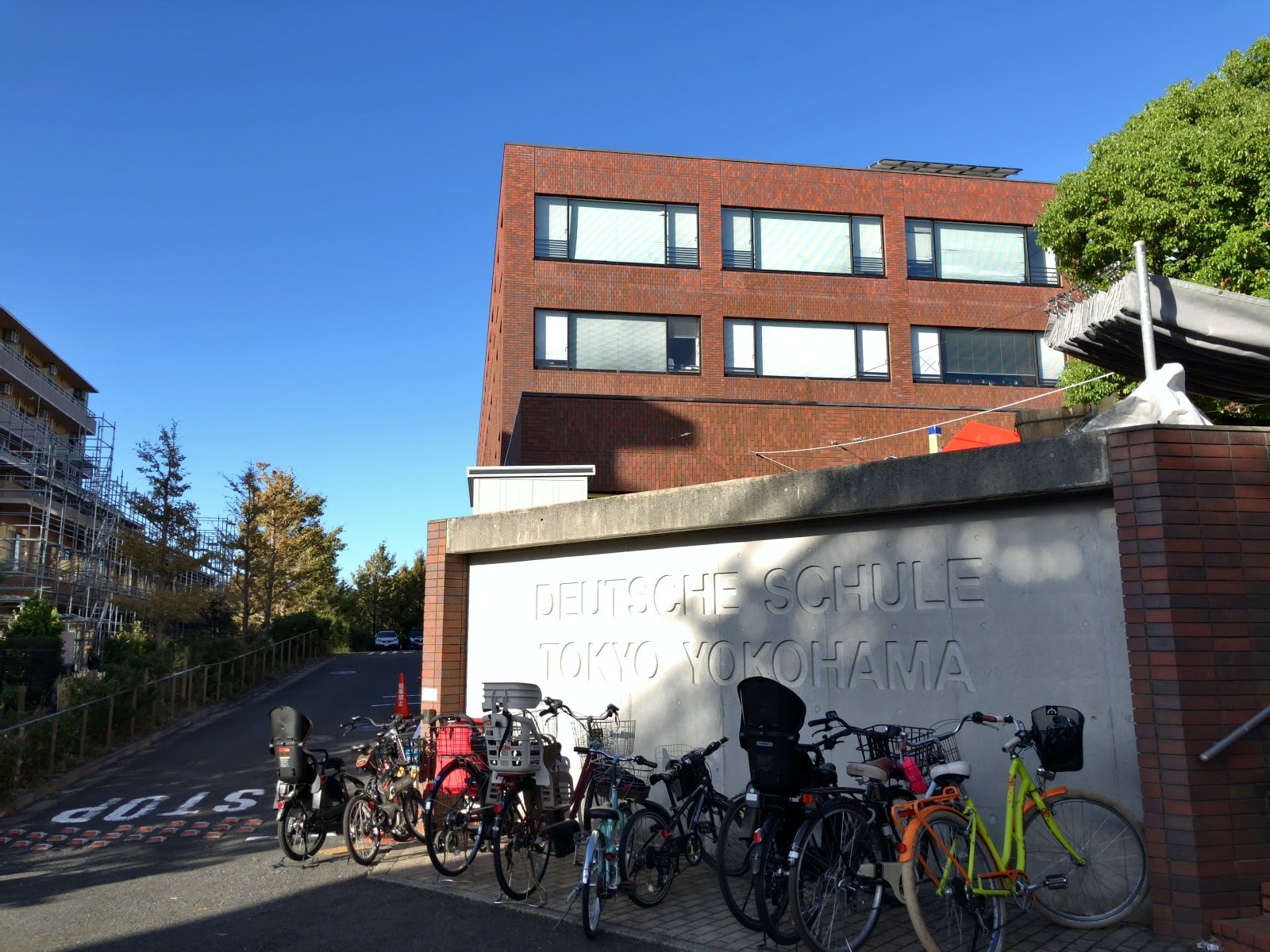 Campus exterior of Deutsche Schule Tokyo Yokohama (DSTY)